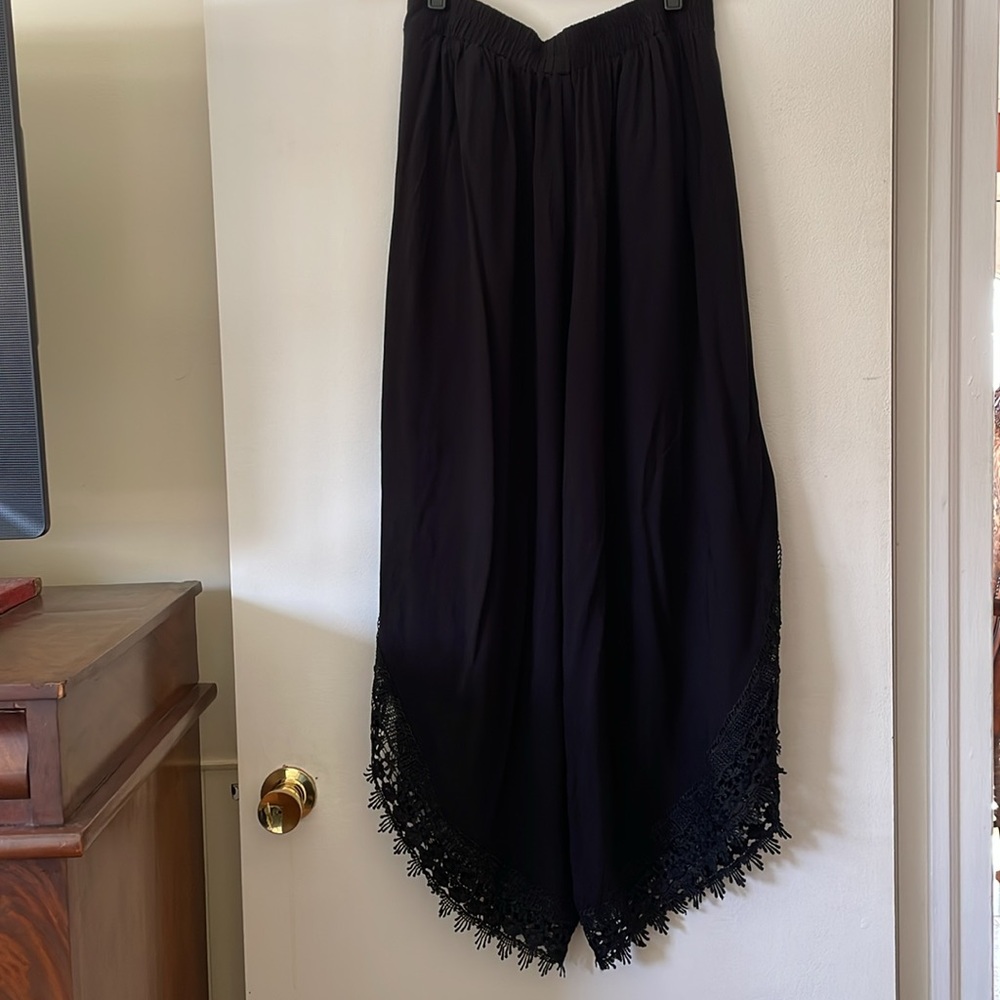 NWT Simply Couture Layered Lace Trim Wide Leg Flowy Boho Pants XL - Picture 5 of 8